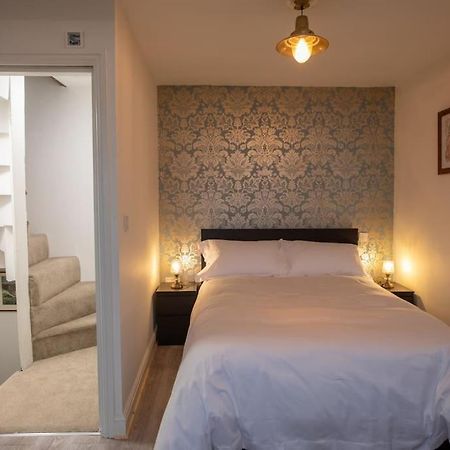 סקארבורו Herring Girl House - Harbourside Property, Sleeps 8 מראה חיצוני תמונה